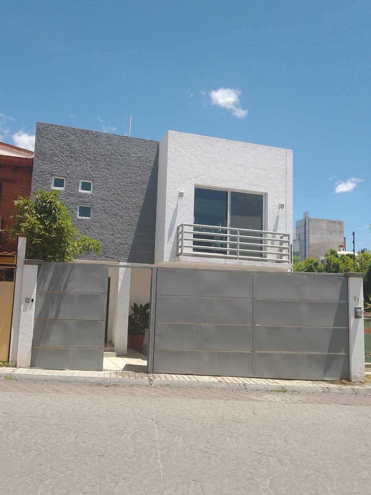 571106198_122255798306201601_5375174417045208617_n