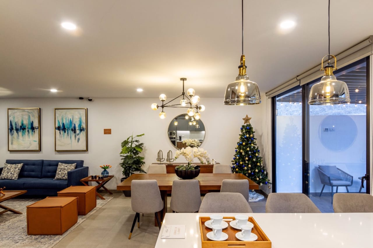 WhatsApp Image 2024-10-10 at 9.28.52 PM (3)