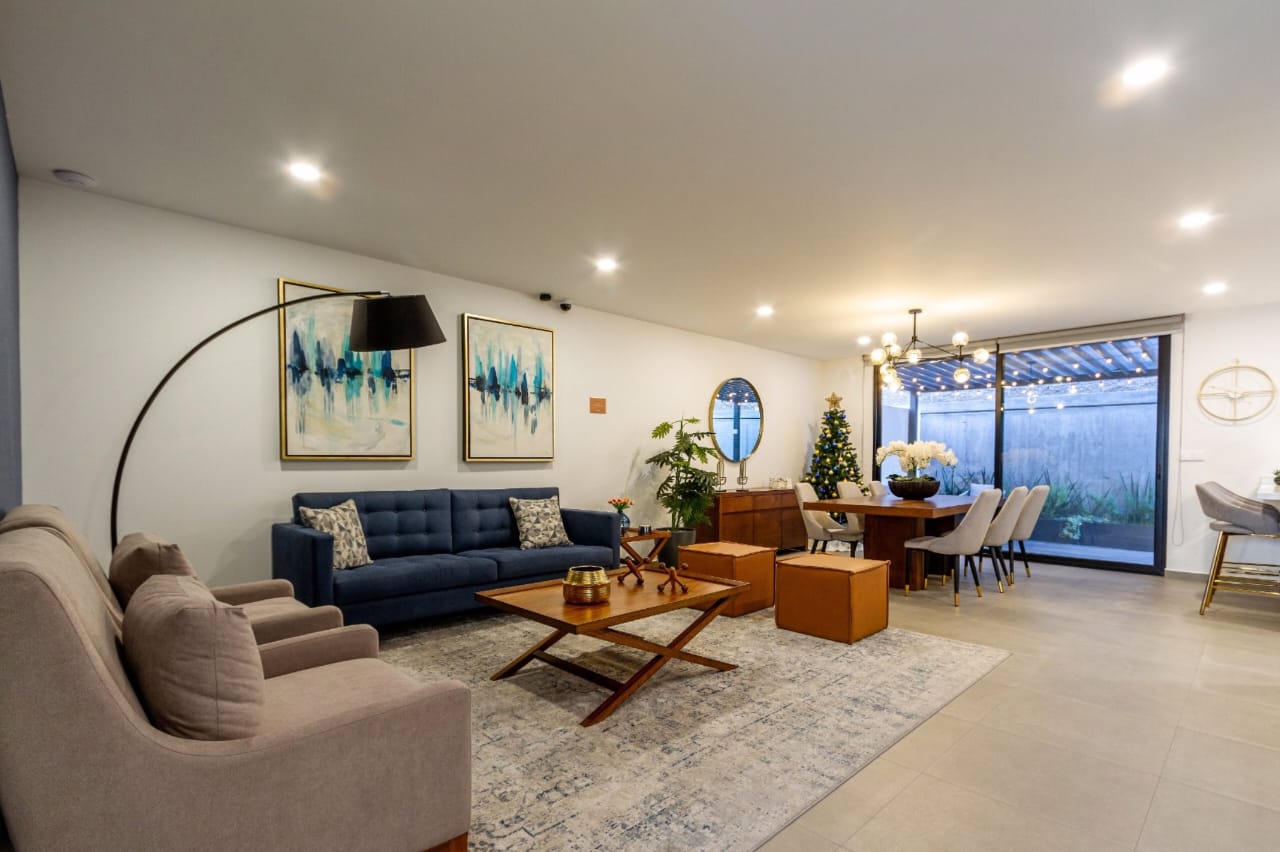 WhatsApp Image 2024-10-10 at 9.28.54 PM