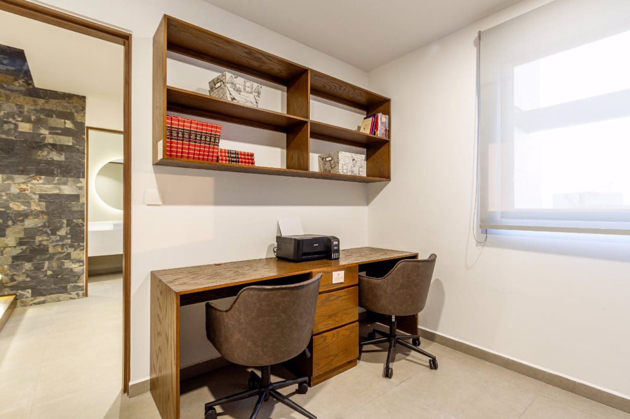 WhatsApp Image 2024-10-10 at 9.28.56 PM (1)