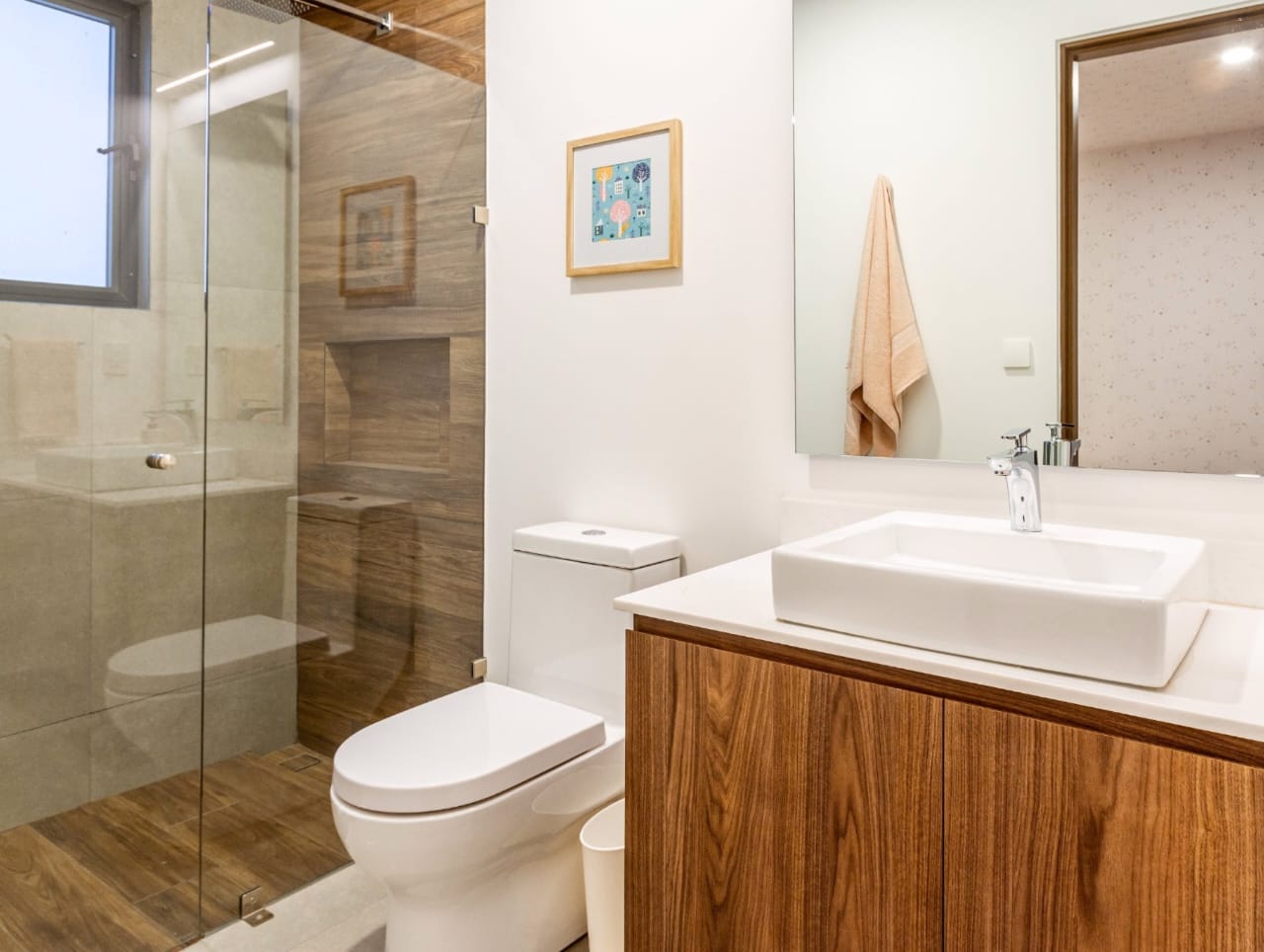 WhatsApp Image 2024-10-10 at 9.28.58 PM (1)