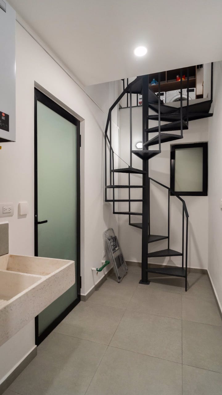 WhatsApp Image 2024-10-10 at 9.28.58 PM (3)