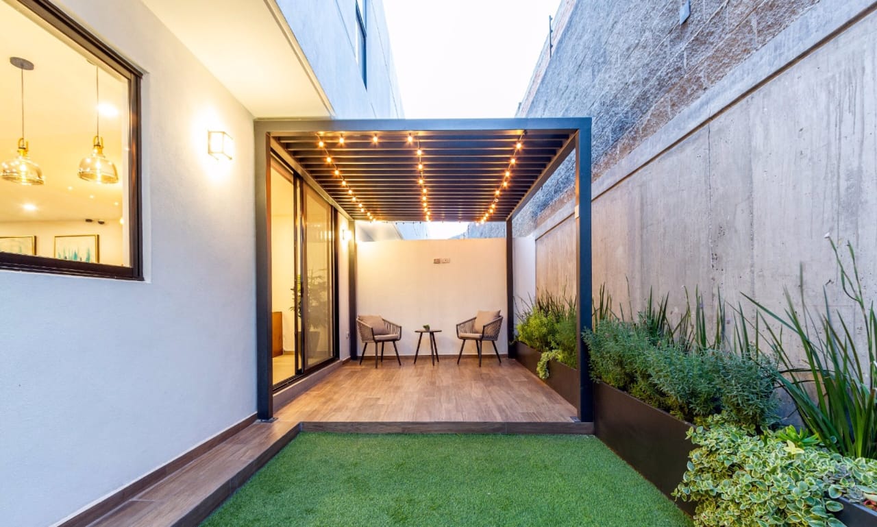 WhatsApp Image 2024-10-10 at 9.28.58 PM (4)