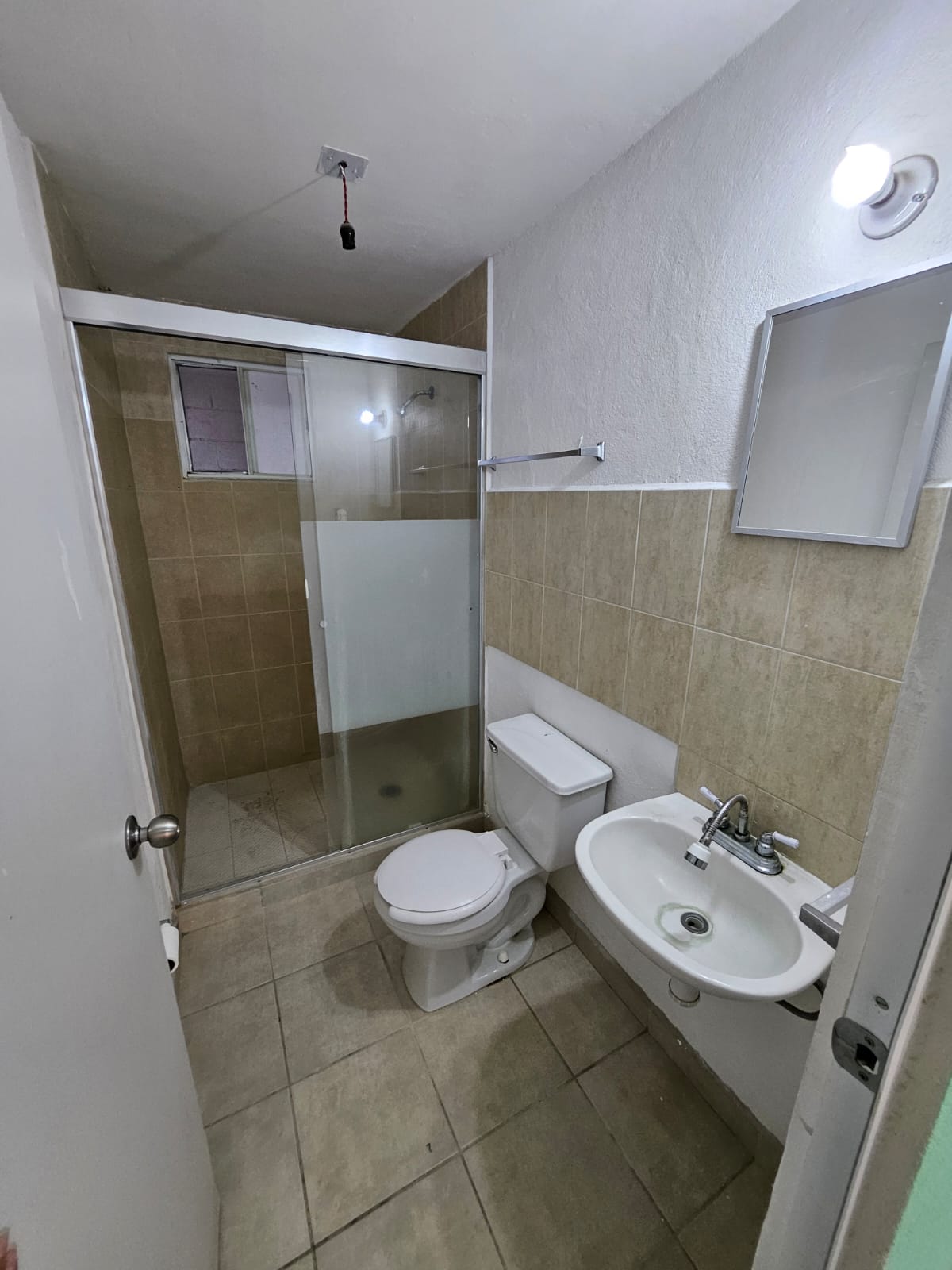 WhatsApp Image 2025-03-06 at 10.10.44 PM