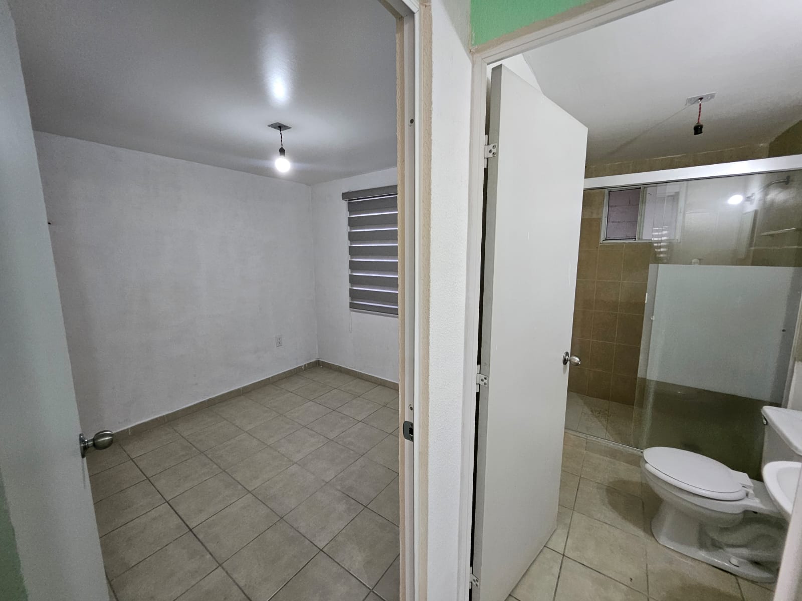 WhatsApp Image 2025-03-06 at 10.10.45 PM