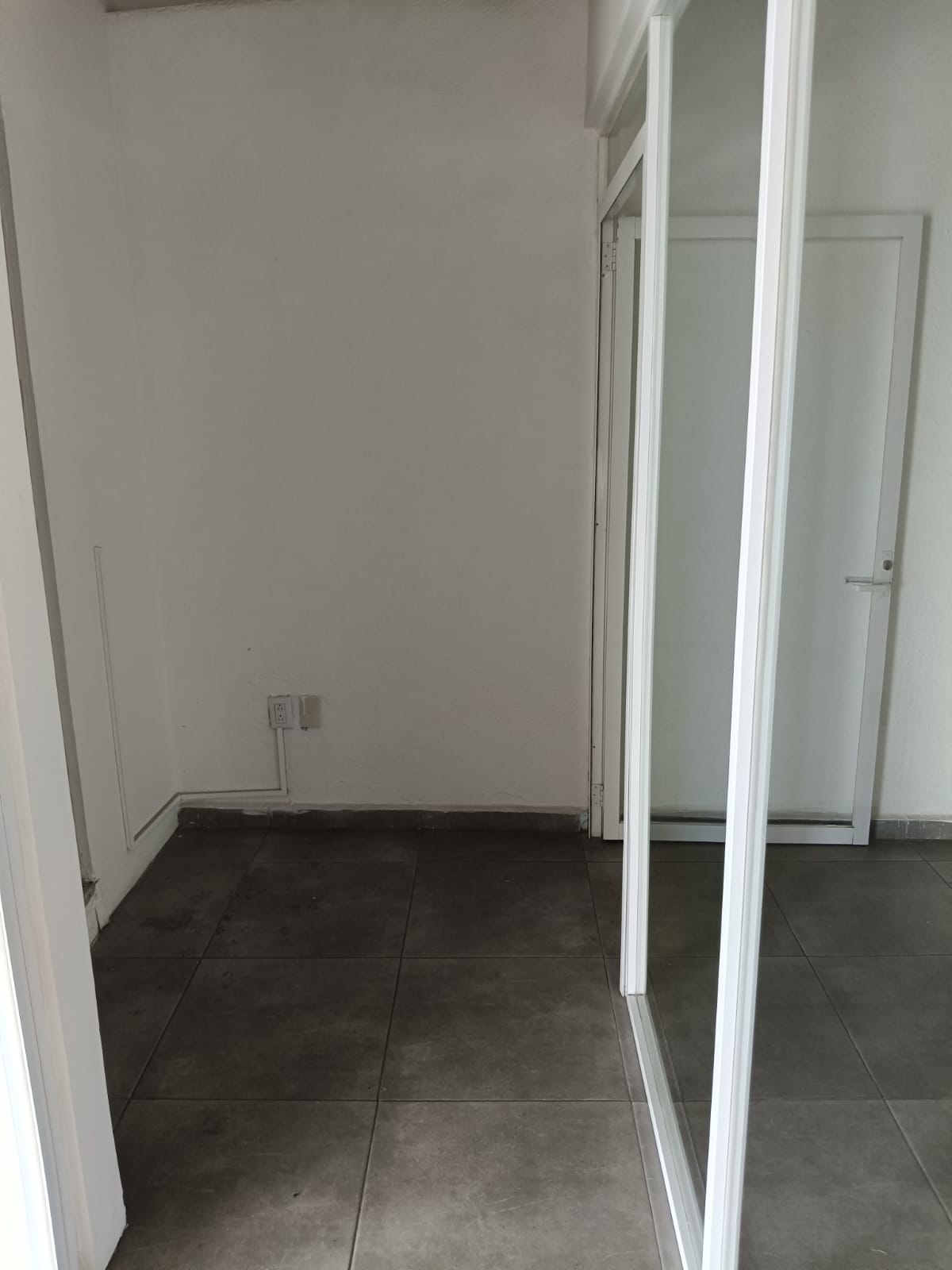 WhatsApp Image 2025-04-08 at 7.45.33 PM (1)