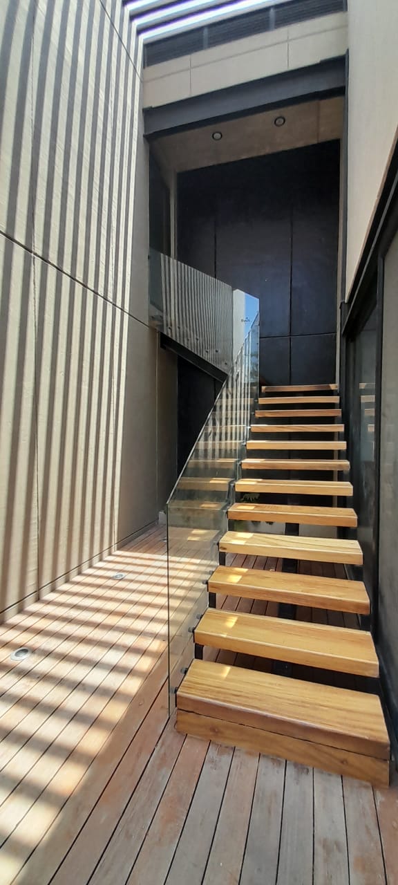 WhatsApp Image 2025-08-13 at 4.38.15 PM (1)