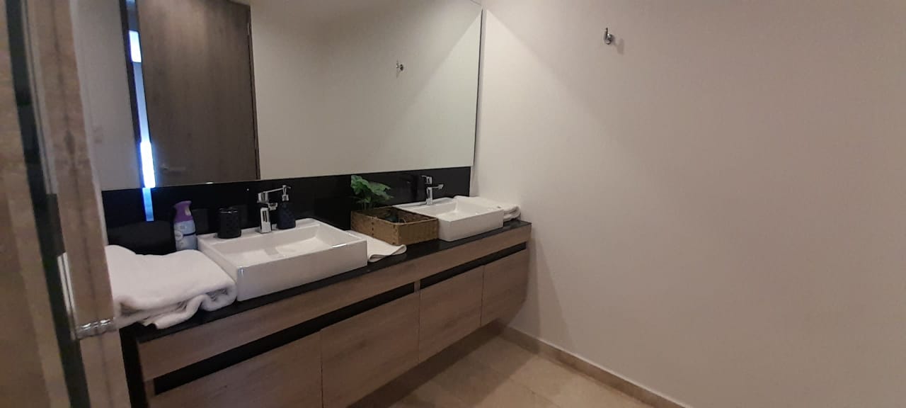 WhatsApp Image 2025-09-20 at 4.36.24 PM (2)