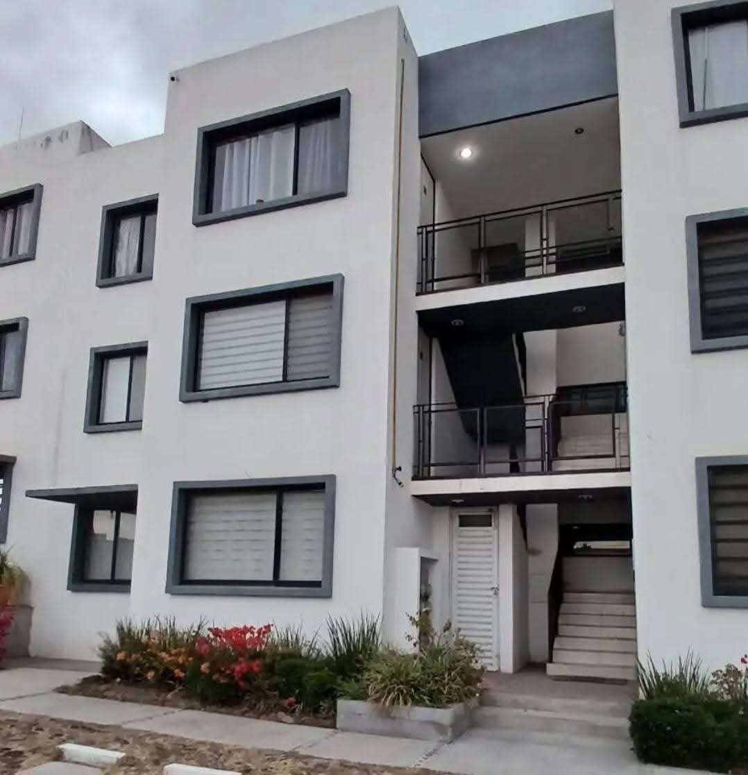 WhatsApp Image 2025-10-21 at 9.36.27 PM (1)