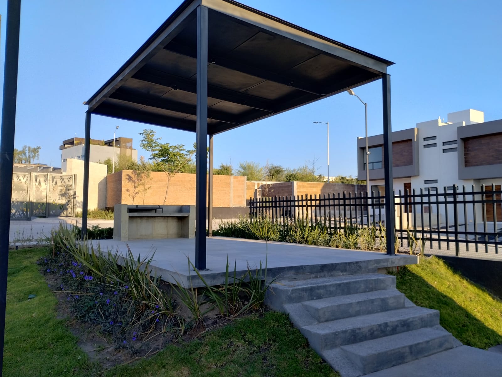 WhatsApp Image 2025-10-23 at 8.57.19 PM (5)