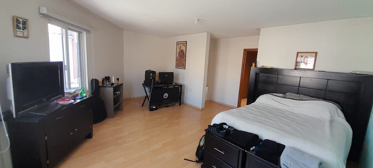 WhatsApp Image 2025-10-24 at 4.50.53 PM (3)