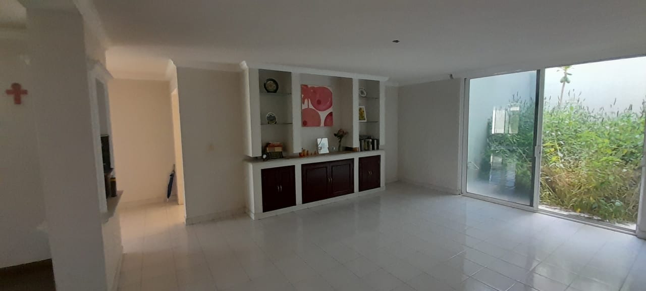 WhatsApp Image 2025-10-24 at 4.50.55 PM (3)