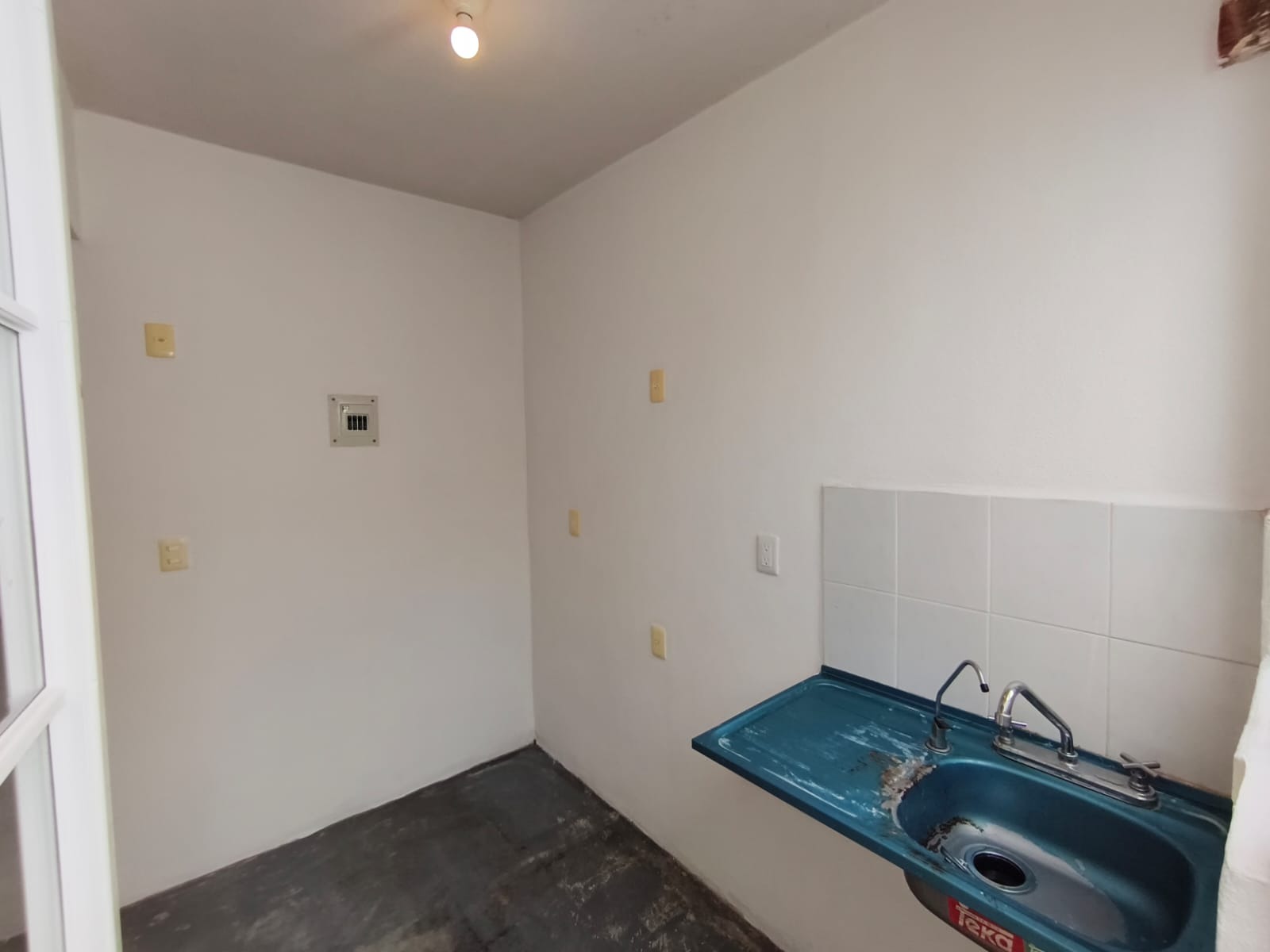 WhatsApp Image 2025-11-03 at 9.29.55 PM (2)